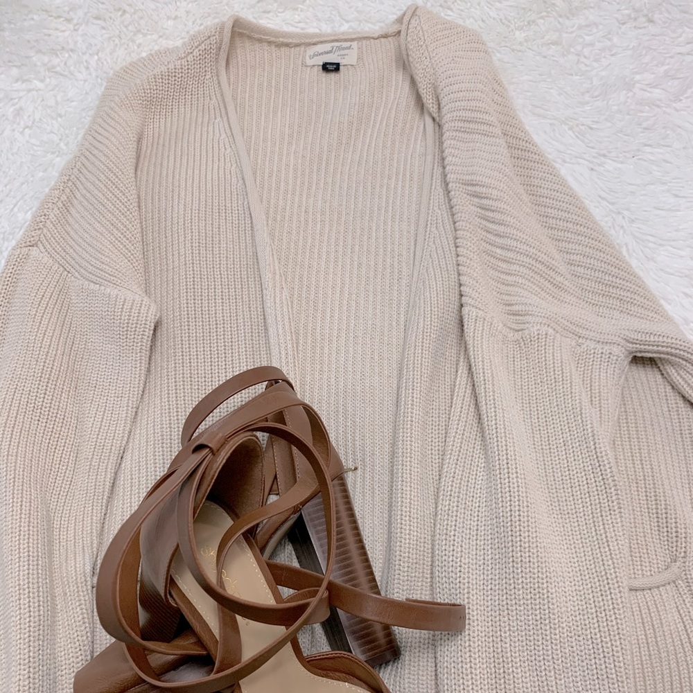 Thick cardigan